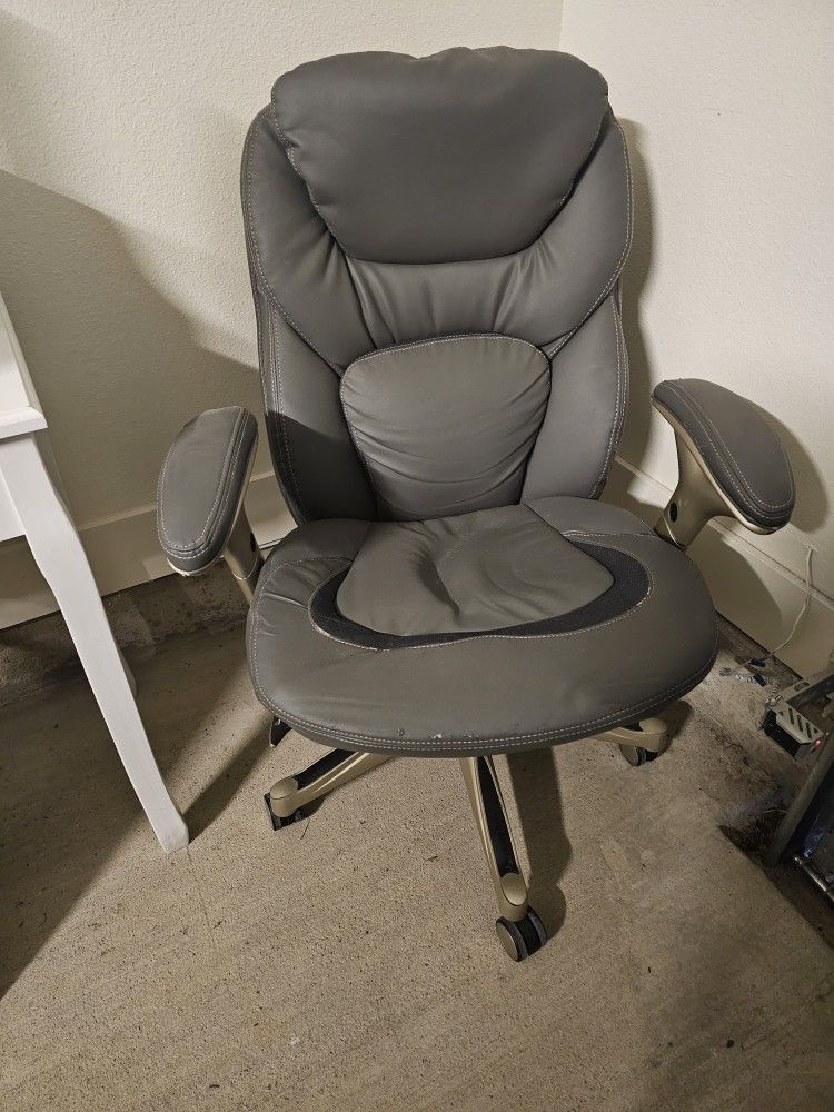 Office Chair - Executive Chair