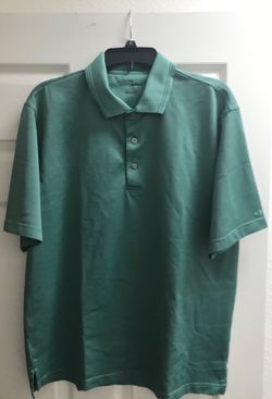 Men’s shirt size Large $5