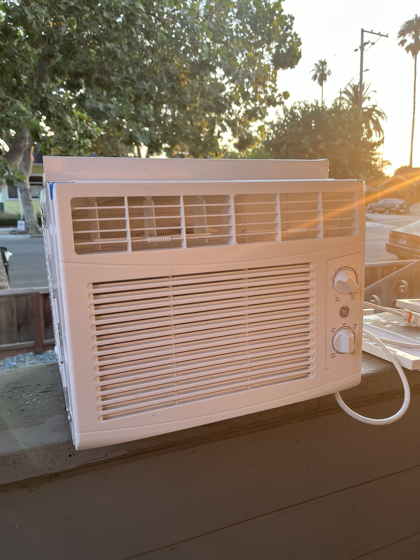Air Conditioner (AC)