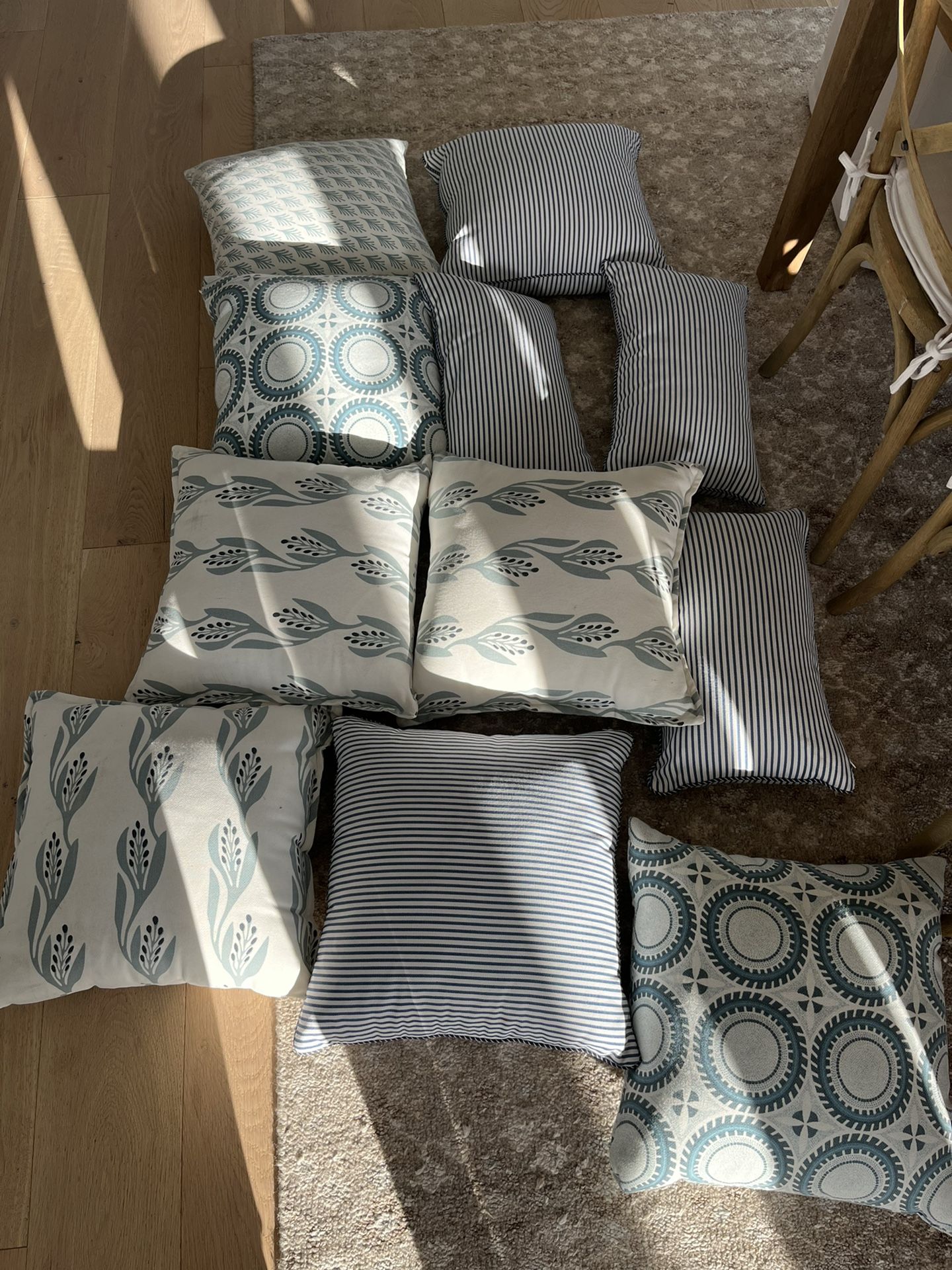 Serena And Lilly Outdoor Pillows for Sale in Gig Harbor, WA OfferUp