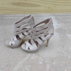 Size 6 MIX High Heels  4"