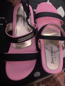Juicy couture girls sandal size 4/5