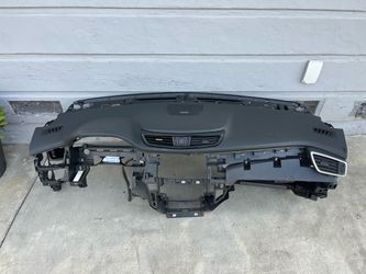 2014-2020 Nissan Rogue Front Dashboard Oem
