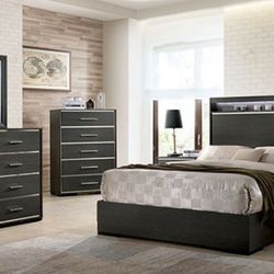 Brand New Grey 4pc Queen Bedroom Set (Available In Eastern King)