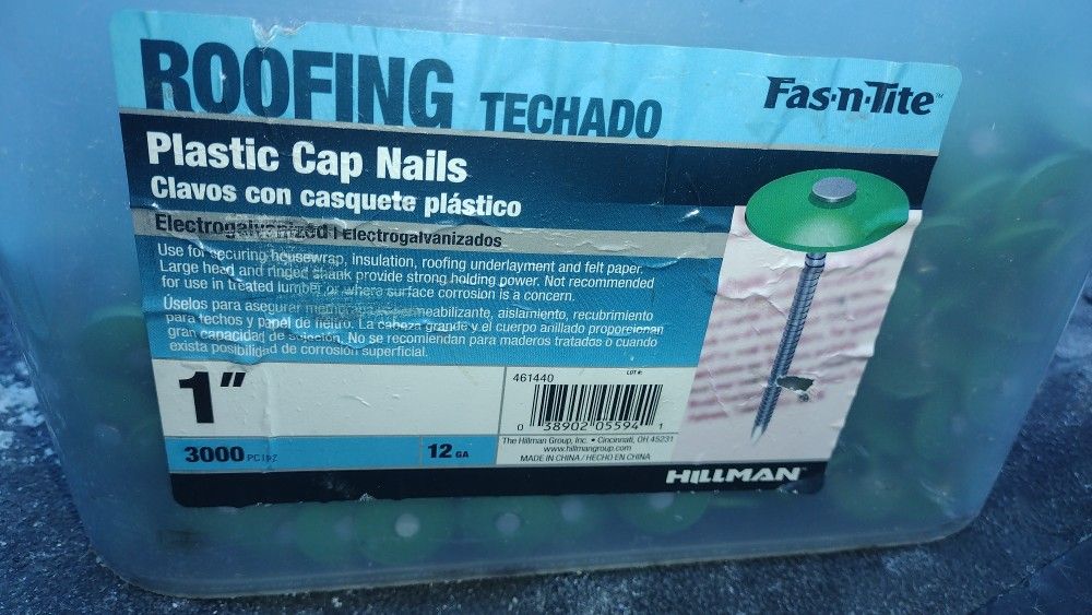 1" Roofing Nails.
