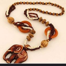 Boho wooden Elephant necklace 