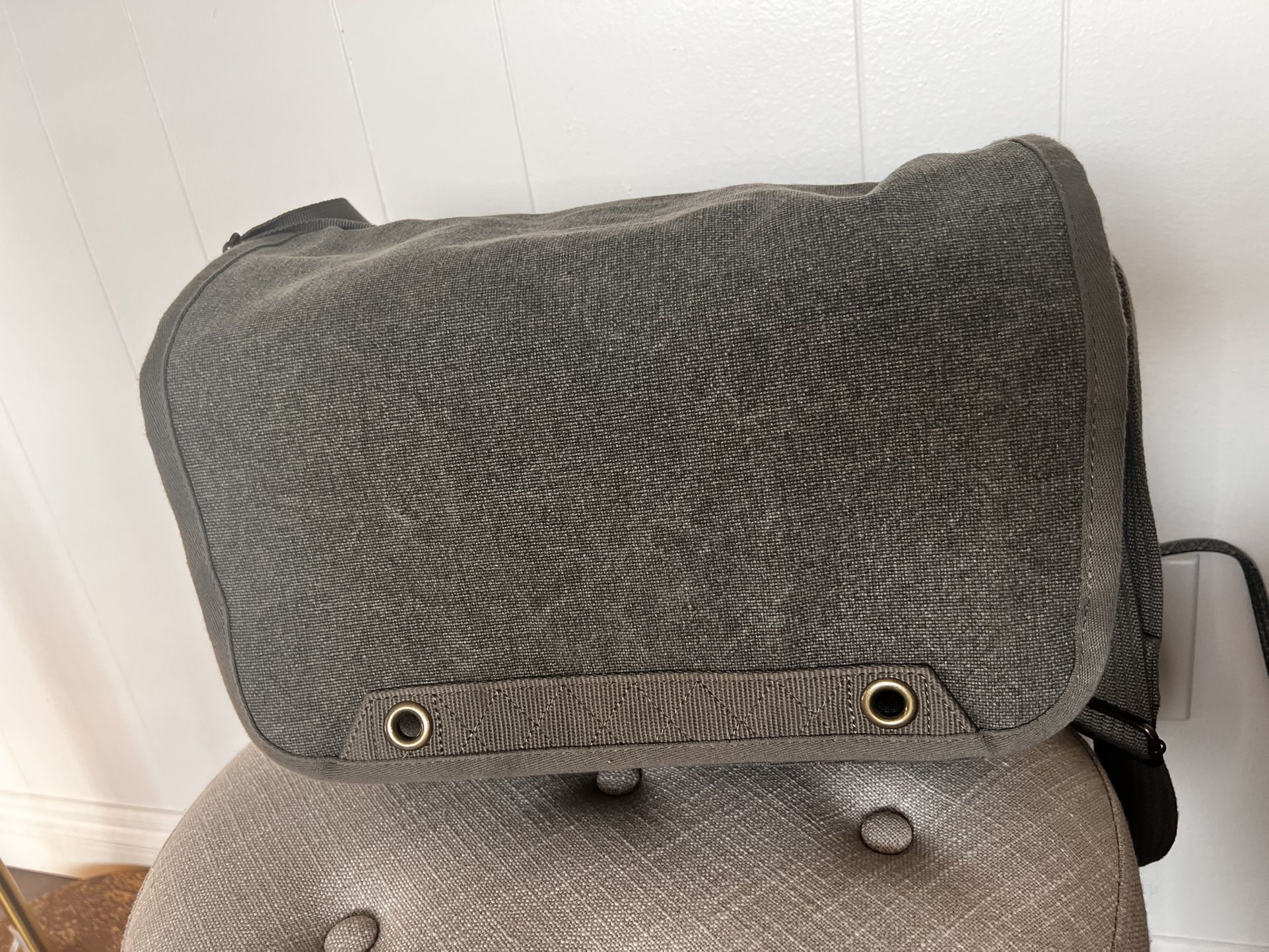 ThinkTank Retrospective 7M Camera Shoulder Bag Pinestone