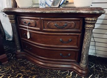 AICO By Michael Amini TORINO Armoire Base