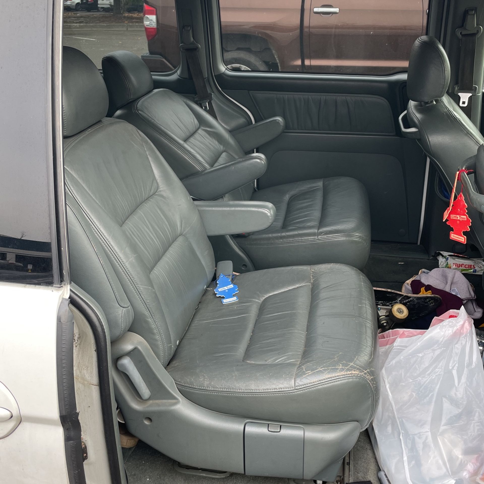 Two 2002 Honda Odyssey Back Seats