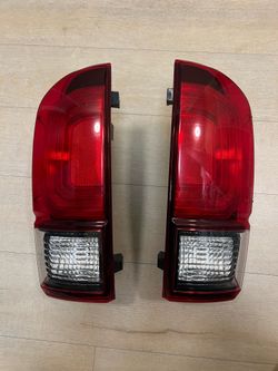3rd gen Tacoma tail lights