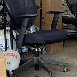 Office Chairs Used 4 Months Old