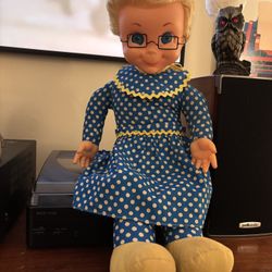 Family Affair Mrs. Beasley Talking Doll