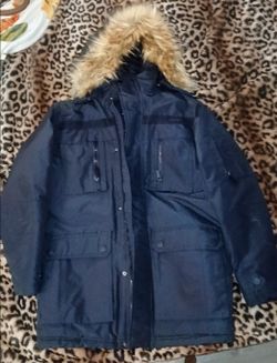 ROCAWEAR WINTER COAT SIZE 14/16 youth or size small in men