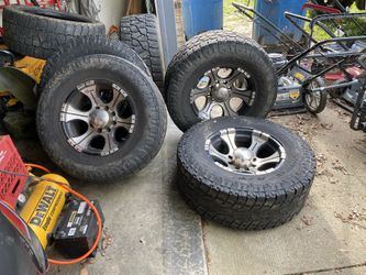 Rims And Tires 35x12.50R18 with Dick Cepek rims
