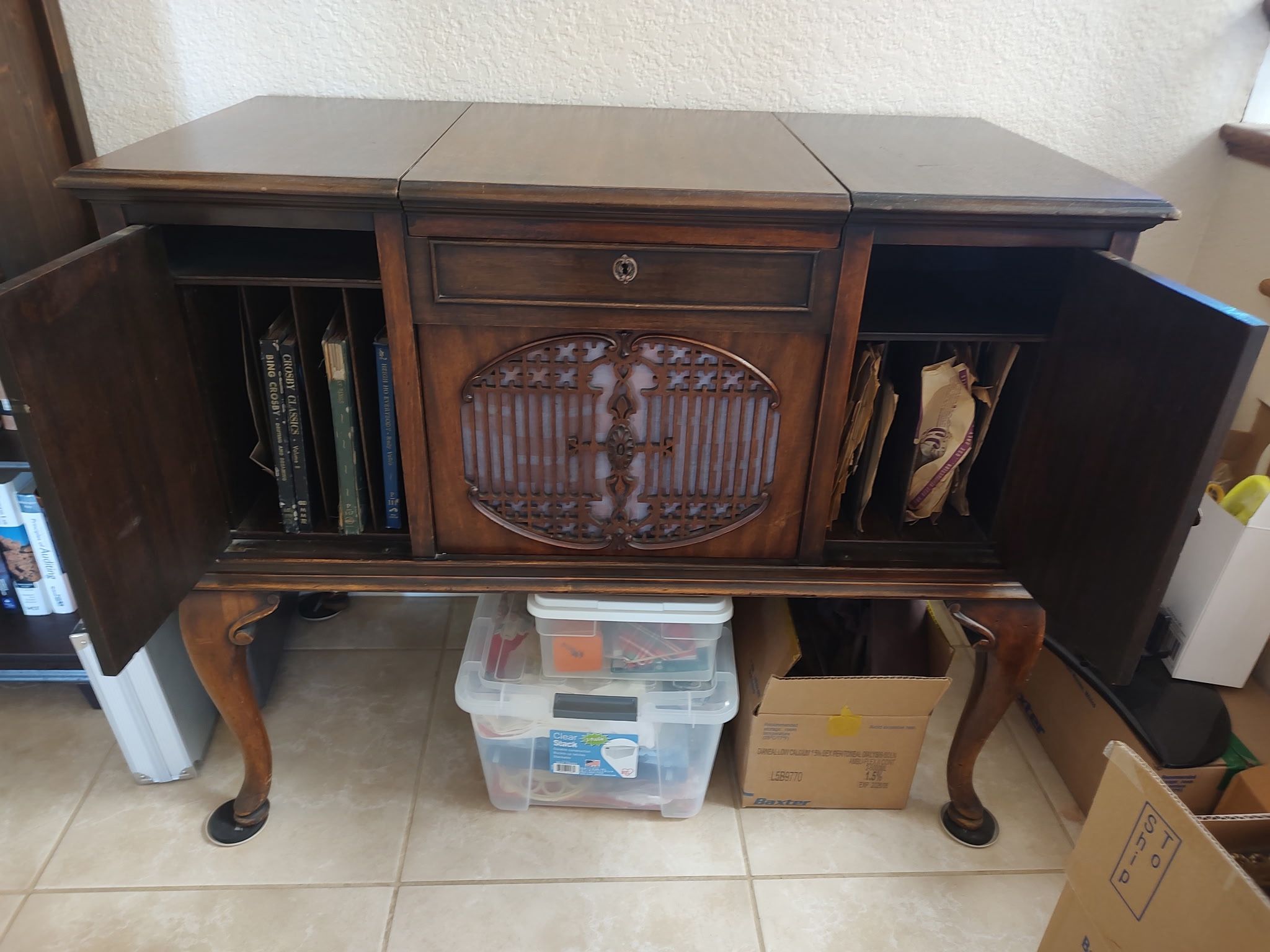 Vintage Victrola Record Player