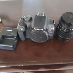 Canon EOS Rebel T7