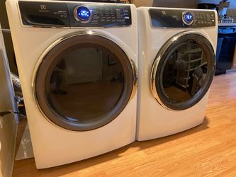 Washer and dryer set