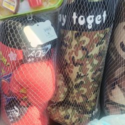 Boxing Bags N Gloves Located In La 