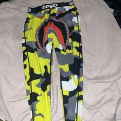 Yellow and grey camo shark pants #camopants
