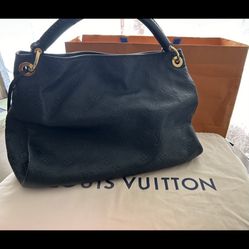 Authentic Louis Vuitton Artsy MM Purse Noir/Black Empreinte Bag With Box & Dust Bag