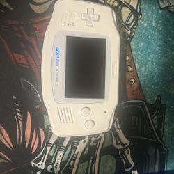 Custom GameBoyAdvance With 2 Games