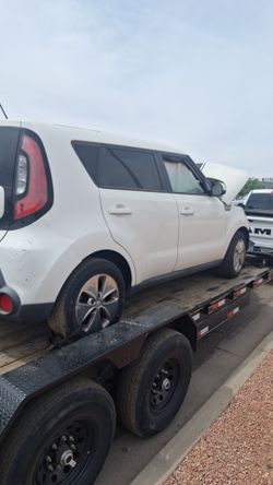 2015 Kia Soul for parts