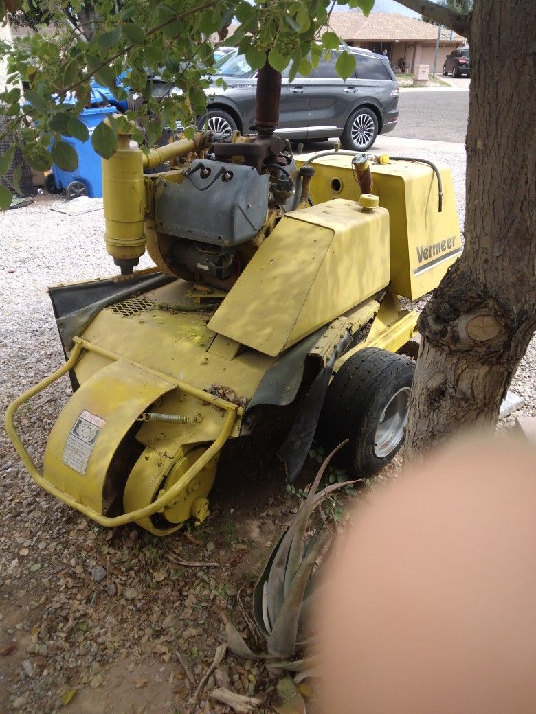 Vermeer Stump Grinder need Some Basic Work That Why It's Cheap for Sale