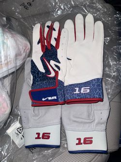 Will smith game issued batting gloves