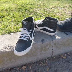 Vans  61/2 Women High Top Good Condition 