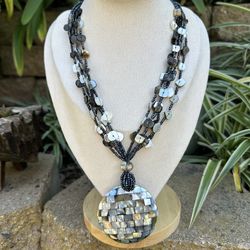 12 different beautiful vintage necklaces