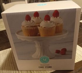 Martha Stewart Stoneware Cake Stand