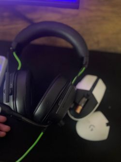 Gaming mouse and headset