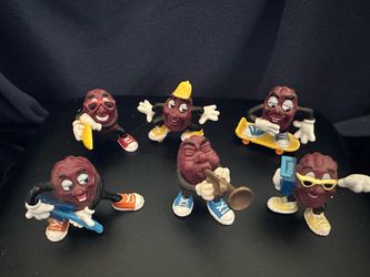 California Raisin figures