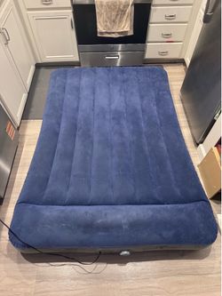 Bestway Self-Inflating Full Air Mattress 72”x53” w/Built-In Pump