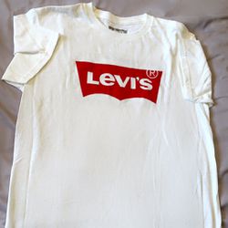 Levis T-Shirt NWT