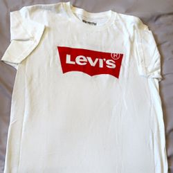 Levis T-Shirt NWT