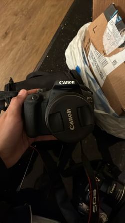 Cannon Rebel T7
