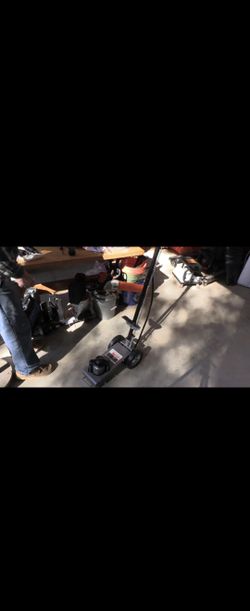 Air/Hydraulic Jack 22 Tons
