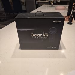 Samsung Gear VR with Controller 