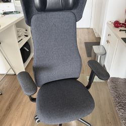 IKEA GRÖNFJÄLL Office Chair with Armrest & Headrest — Gray/Black