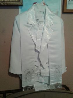 Traje para Bautizo Nuevo