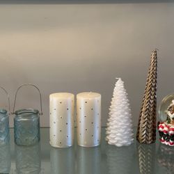 New Holiday Christmas, decorations, Musical gingerbread snow, globe, Christmas tree, candles, jeweled glass hanging candle jars