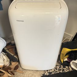 Toshiba - 10,000 BTU air conditioner 