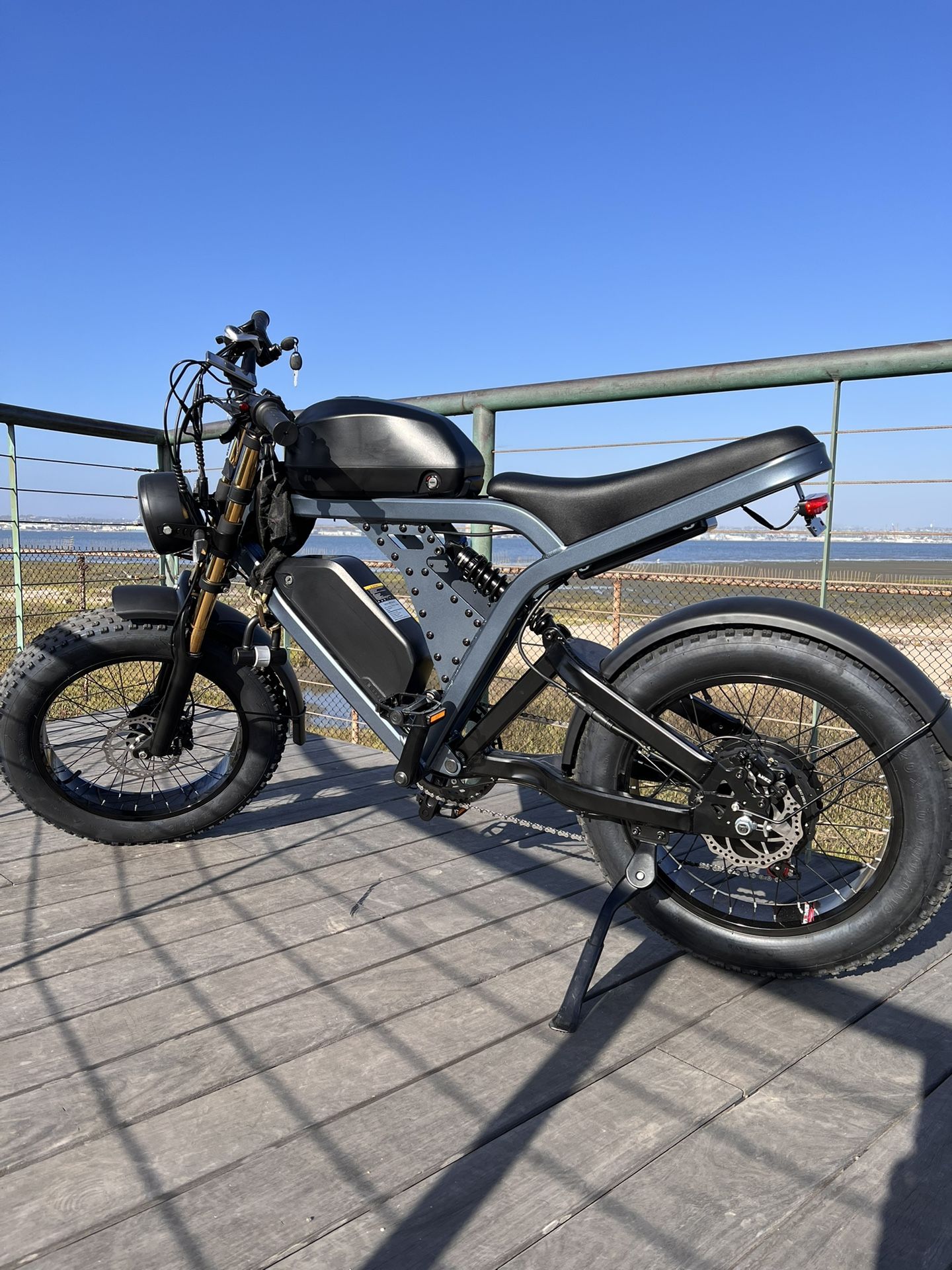 β
NEW - 1500W/3000W Peak Motor /48V Dual Battery, 41ah Battery, Electric E Bike, 40mph Top Speed, 5β4-6β5(Rider)