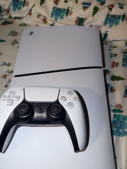 Ps5 Slim with White controller