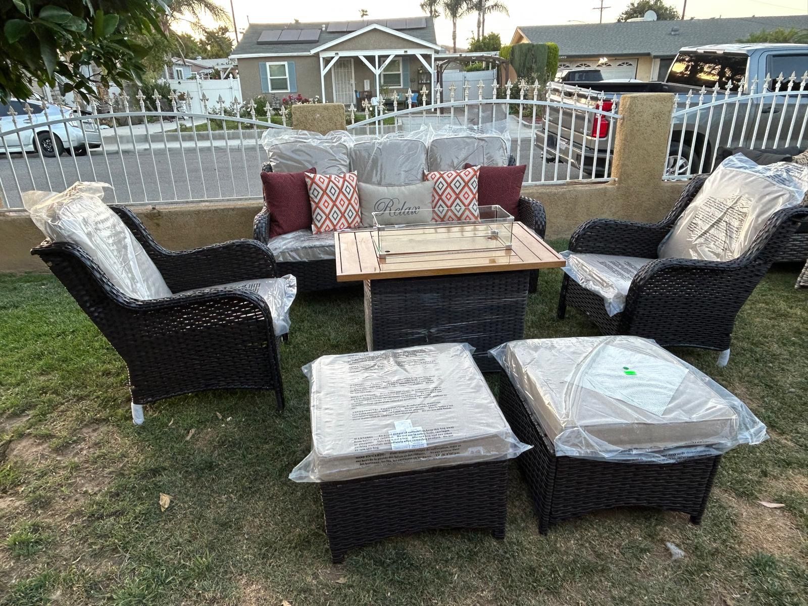 Brand New Patio Outdoor Furniture Set With Fire Pit