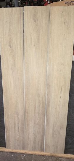 Luxury Vinyl Plank Flooring, 7mm,  20MIL,  Click Together,  Waterproof 