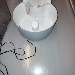 Top Paw Flowing Fountain 300 oz