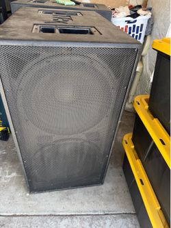 Carvin subwoofer