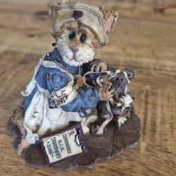 Boyds Bears & Friends Cat Figurine Florence Whisker Fixer W/Splint